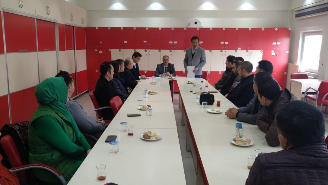 İl Milli Eğitim Müdürü Ahmet Alagöz AKUB Gönüllüleriyle Bir Araya Geldi