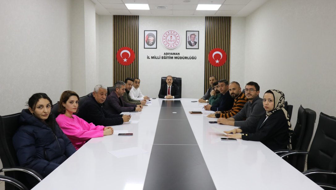 İl Milli Eğitim Müdürümüz Sayın Ali Tosun, Müdürlüğümüz İnşaat Emlak Birimiyle istişare toplantısı yaptı