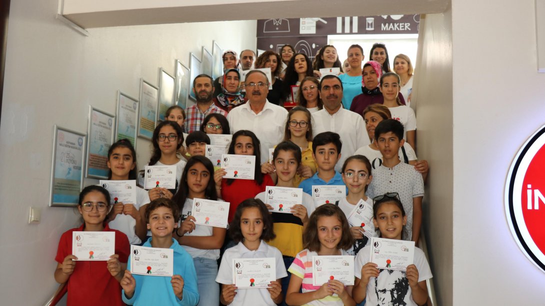 Altın Yürekler Çocuk Korosu 11-17 Haziran'da Ankara Cumhurbaşkanlığı Senfoni Orkestrası salonunda düzenlenen Türkiye Korolar şenliği yarışmasında ilimizi temsil etti.