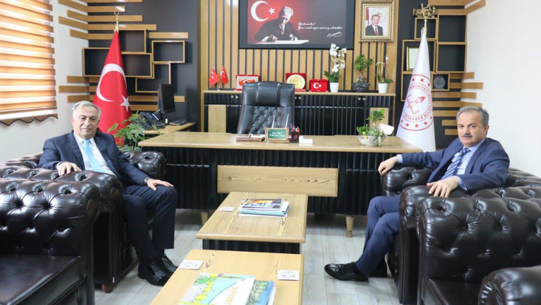Adıyaman Belediye Başkanımız Sayın Dr. Süleyman Kılınç, Milli Eğitim Müdürümüz Sayın Hakan Gönen'i ziyaret etti.