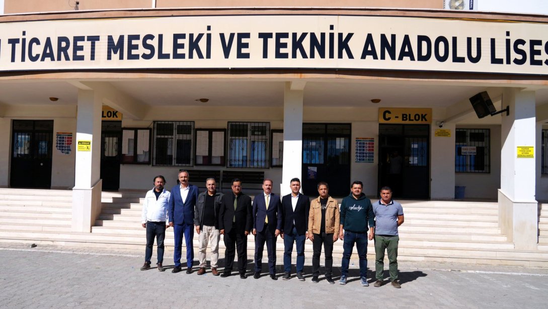 İl Milli Eğitim Müdürümüz Sayın Ali TOSUN, Adıyaman Ticaret Mesleki ve Teknik Anadolu Lisesi'ni Ziyaret Etti