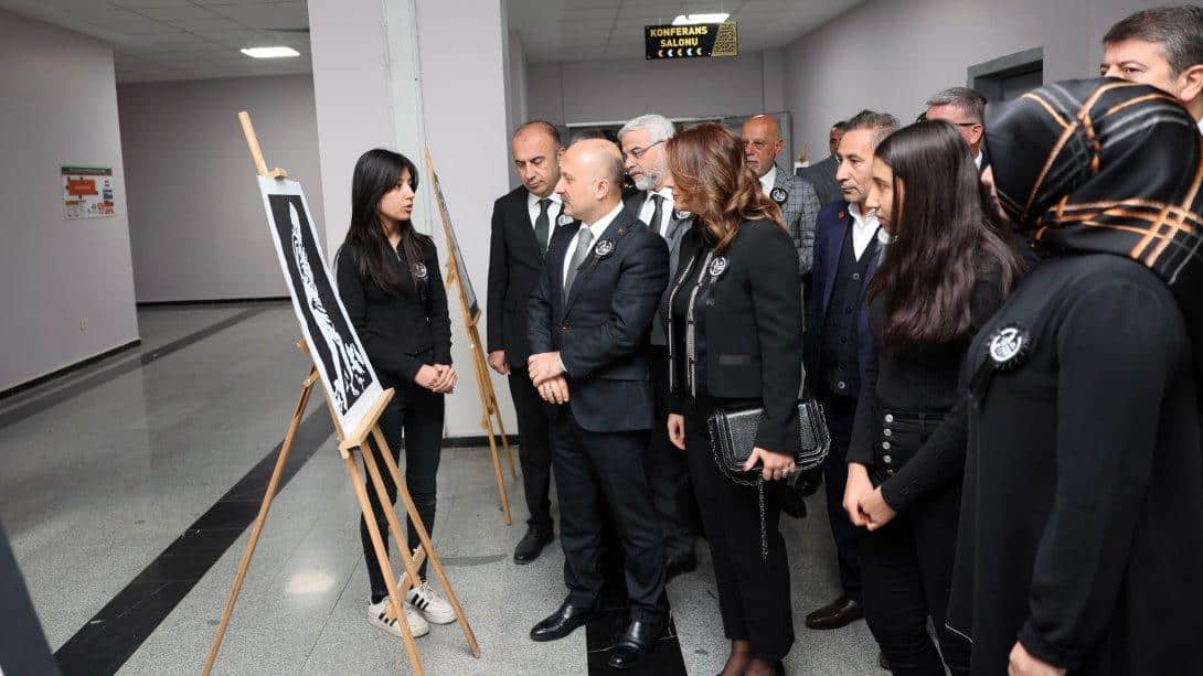 Cumhuriyetimizin Banisi Gazi Mustafa Kemal ATATÜRK'ün Ebediyete İntikalinin 86. Yıl Dönümü Dolayısıyla, Dumlupınar Mesleki ve Teknik Anadolu Lisesi Öğrencilerimiz Tarafından Sergi Hazırlandı